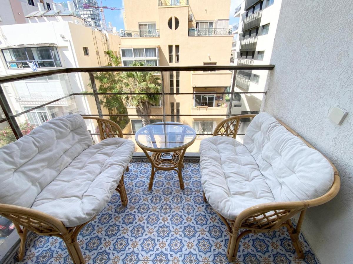 Sea Suites Tel Aviv Exterior foto