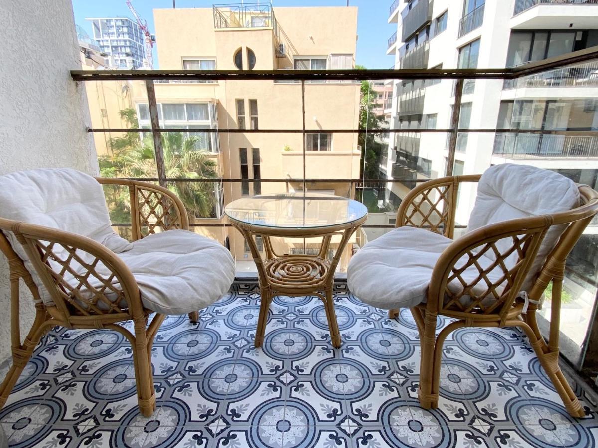 Sea Suites Tel Aviv Exterior foto